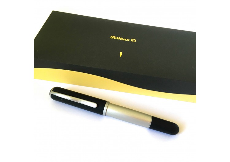 Epoch de Pelikan, le design qui, en 2004, a gagné le reddot award